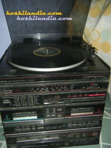 Phonograph Player  (3)