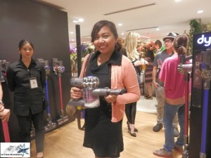 Cristal Maramag models Dyson Vacuum Cleaner