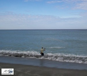 fishing-in-pundaquit-zambales-by-hitokirihoshi